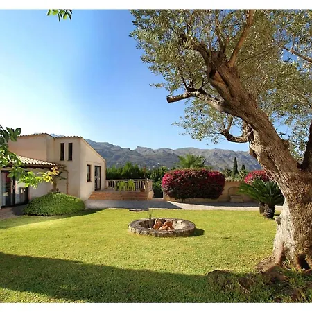 Holiday home Llop In Mit Grill Und Garten *